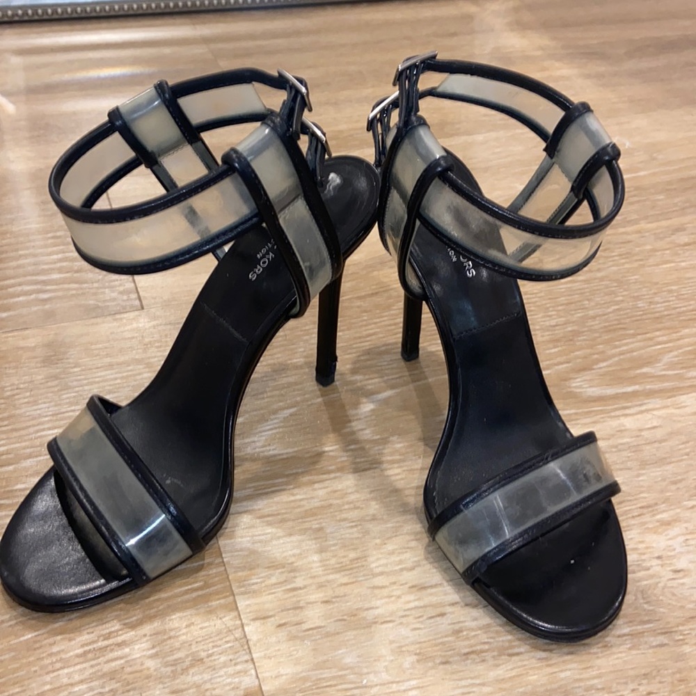 Michael kors collection black strap oh sillettos 37